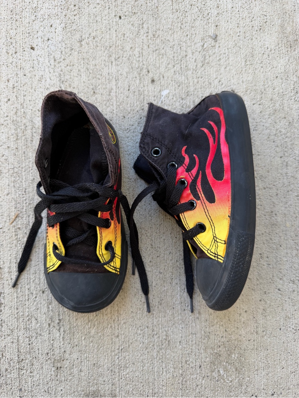 Converse Chuck Taylor All Star Hi 'Flames' Sneakers size 10